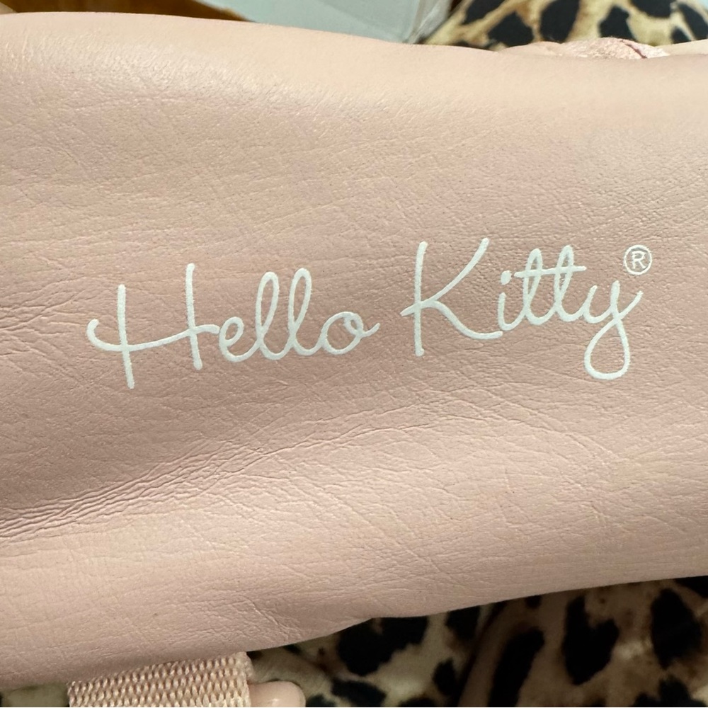 Hello Kitty X PUMA Light Pink Bow Backpack - Picture 11 of 14
